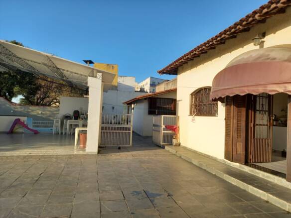 Oportunidade Única casa no centro de  itaquaquecetuba