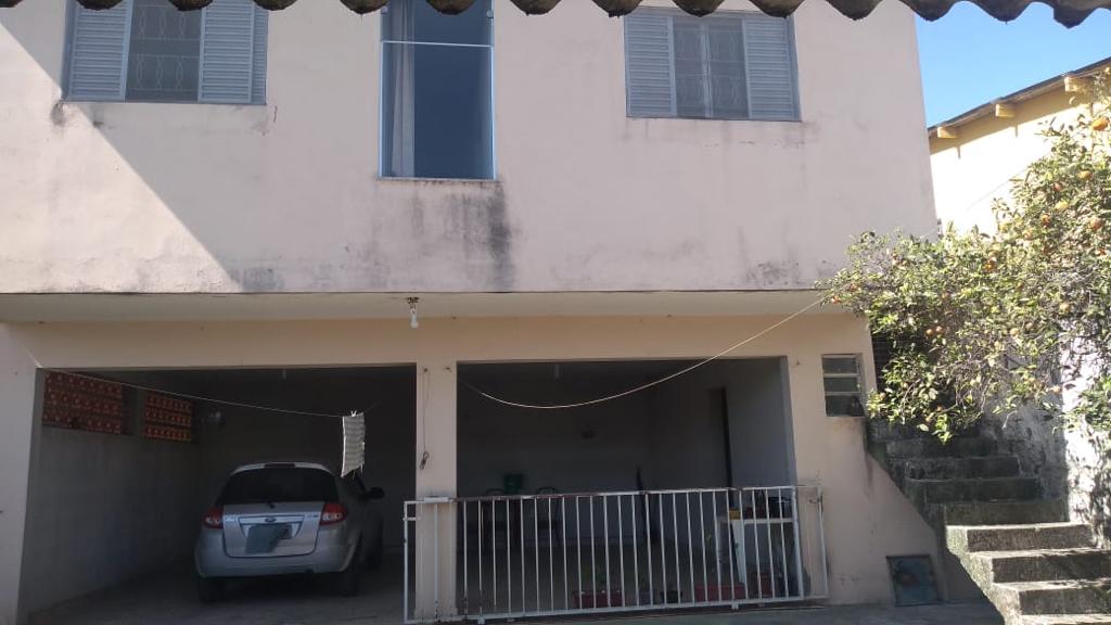 Casa com edícula em biritiba mirim