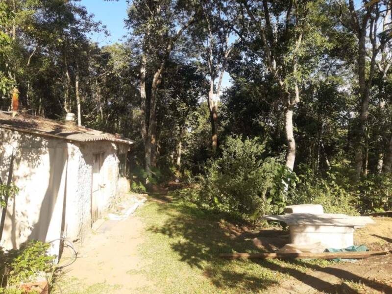 SÍtio de 20.000 m² com nascente