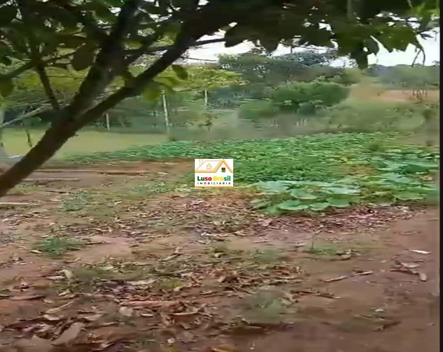 Chácara de 2000 m² apenas 300,00