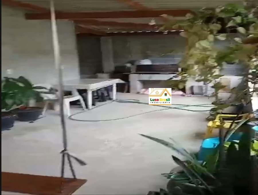 Chácara de 2000 m² apenas 300,00