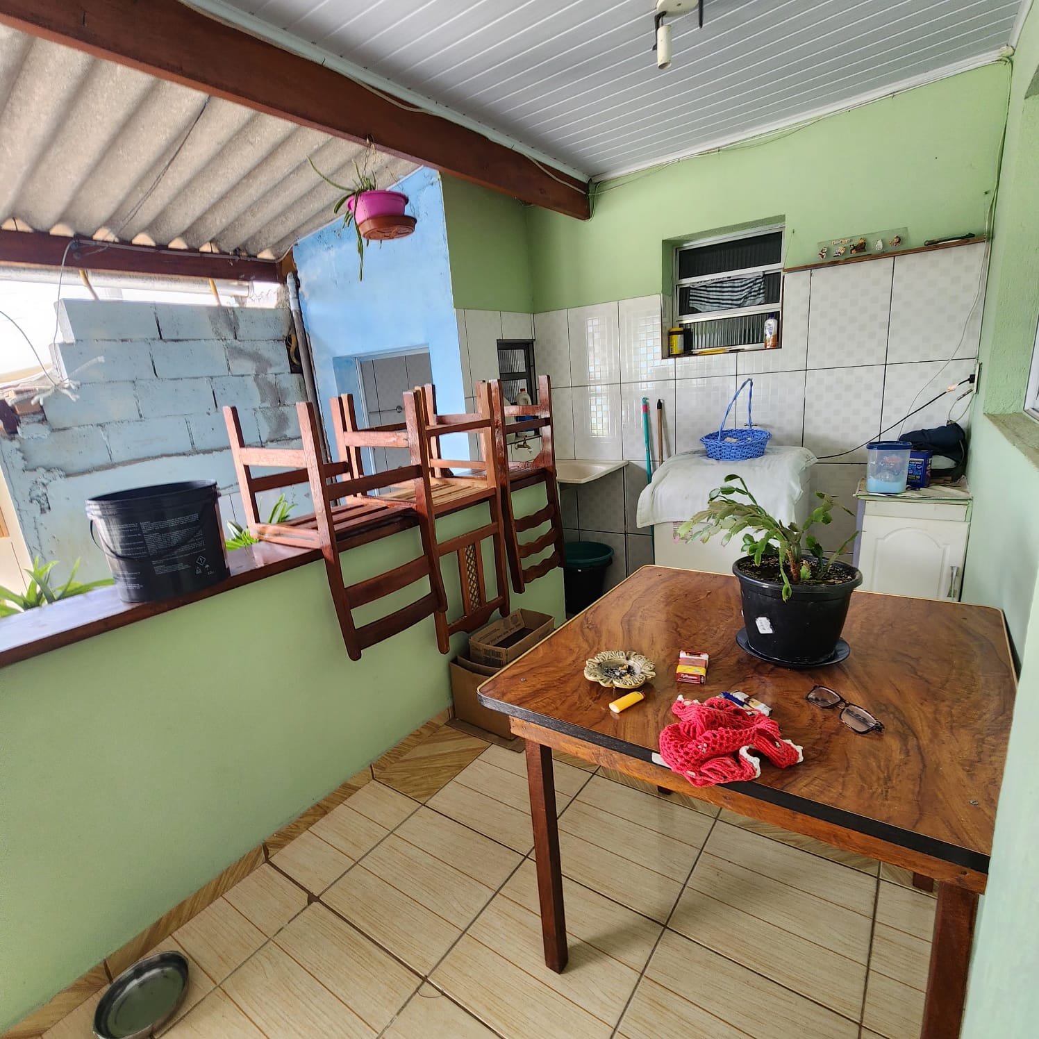 Belíssimo sobrado com terreno de 250 m² apenas 430 mil