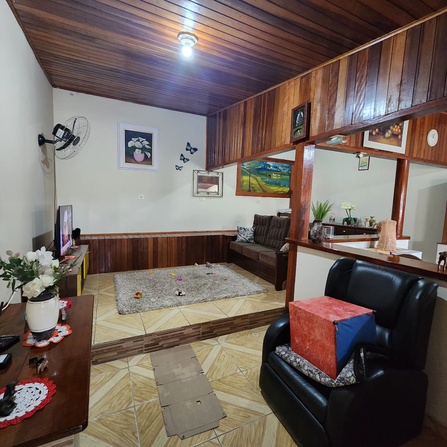 Belíssimo sobrado com terreno de 250 m² apenas 430 mil