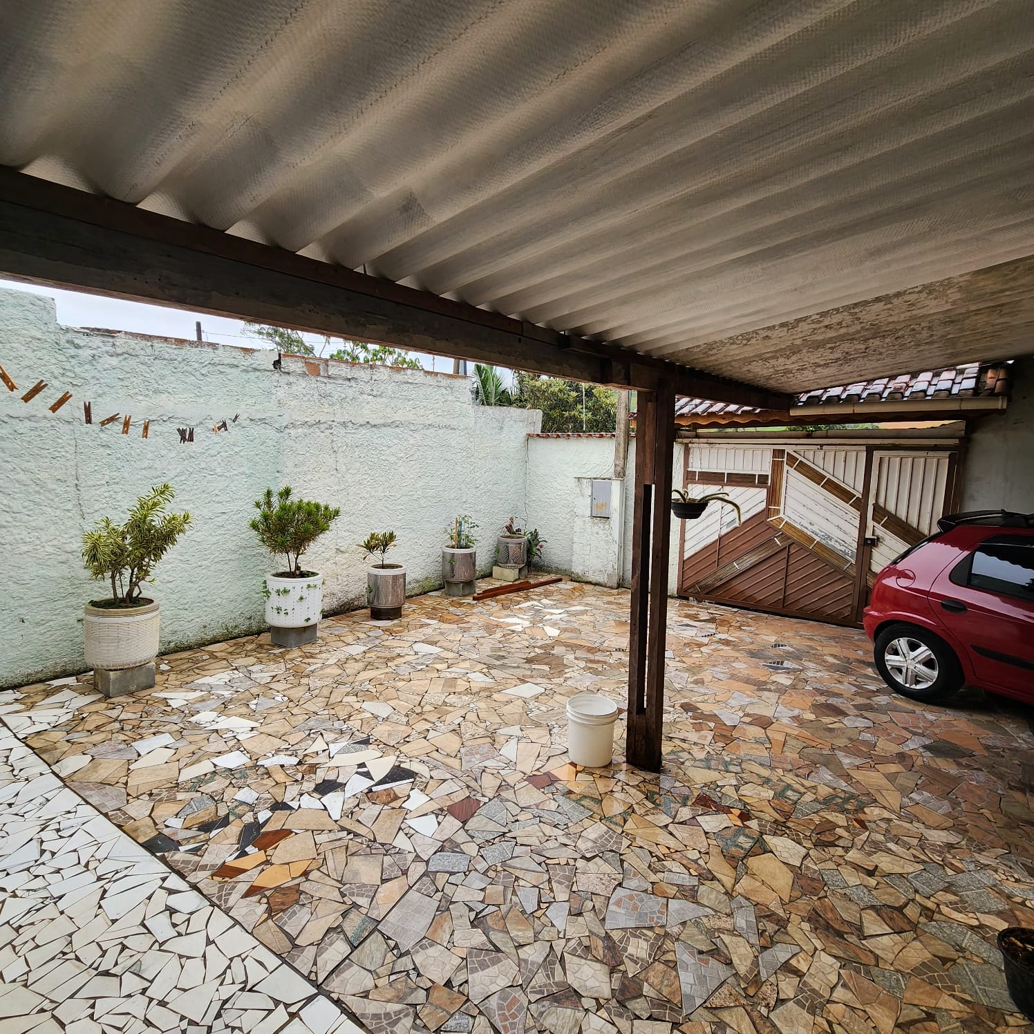 Belíssimo sobrado com terreno de 250 m² apenas 430 mil