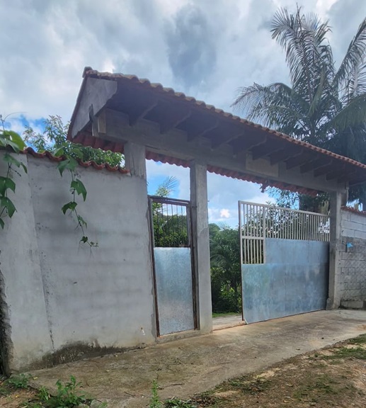Chácara com 3.800 m² em salesópolis r$ 520.000,00