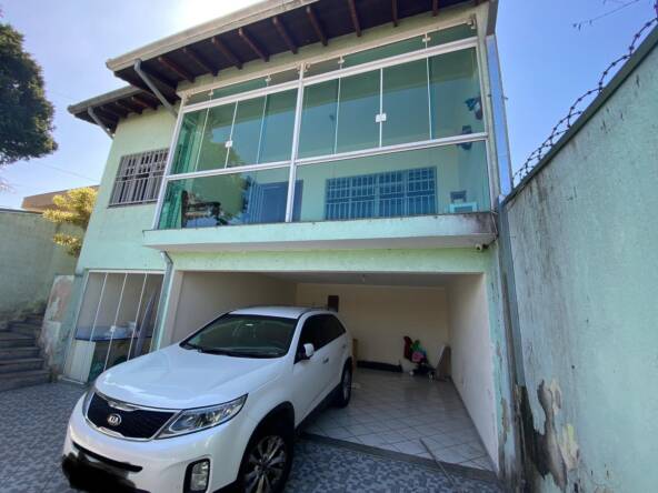 Belíssima casa em brás cubas - mogi das cruzes