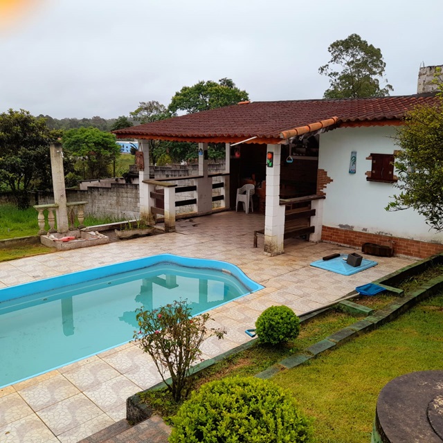 Vende-se chácara estilo rústico em biritiba mirim, 1000 m² apenas 600 mil