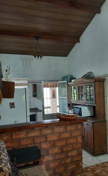 Vende-se chácara estilo rústico em biritiba mirim, 1000 m² apenas 600 mil