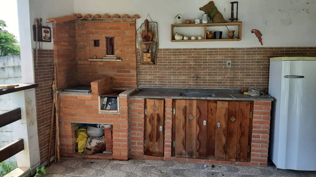 Vende-se chácara estilo rústico em biritiba mirim, 1000 m² apenas 600 mil