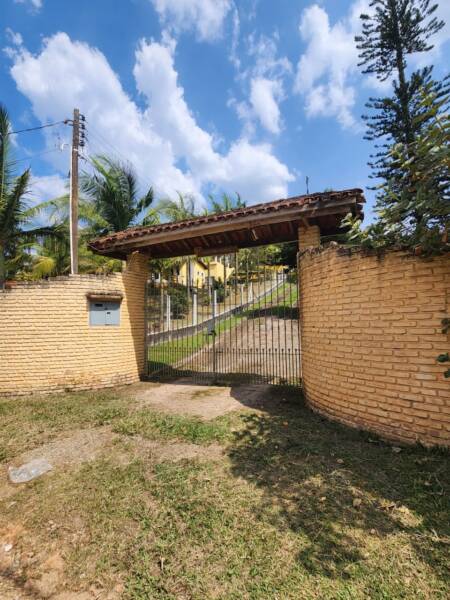 Chácara maravilhosa em biritiba mirim - oportunidade para morar ou investir!