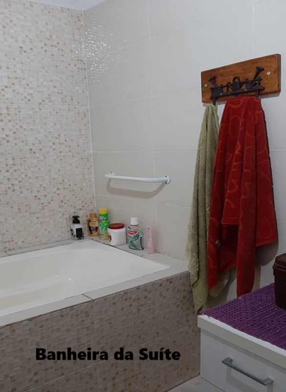 Vende-se chácara estilo rústico em biritiba mirim, 1000 m² apenas 600 mil