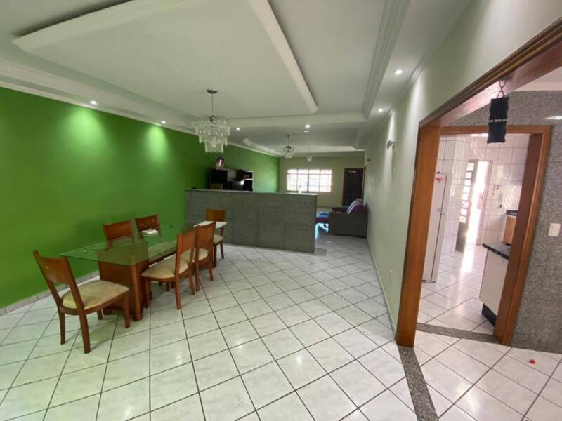 Belíssima casa em brás cubas - mogi das cruzes