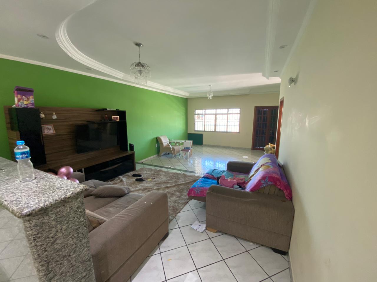 Belíssima casa em brás cubas - mogi das cruzes