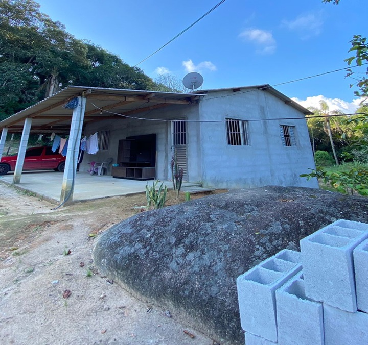 Oportunidade! chácara c/ 2 casas em biritiba mirim