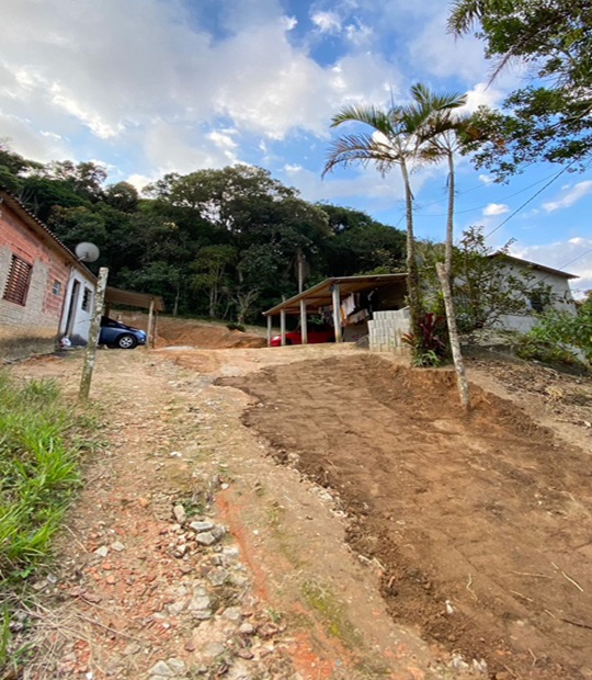 Oportunidade! chácara c/ 2 casas em biritiba mirim