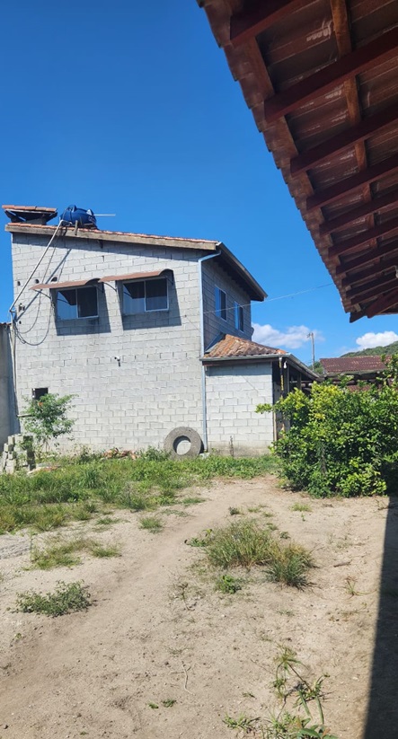 Chácara biritiba mirim – 2.129 m² de tradição e conforto por apenas r$ 600.000