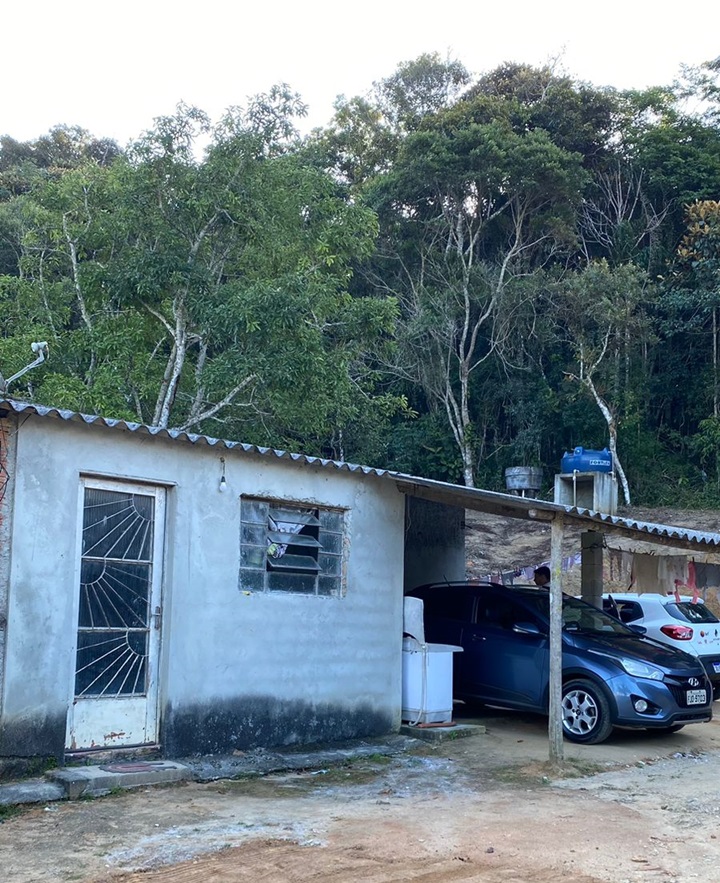 Oportunidade! chácara c/ 2 casas em biritiba mirim