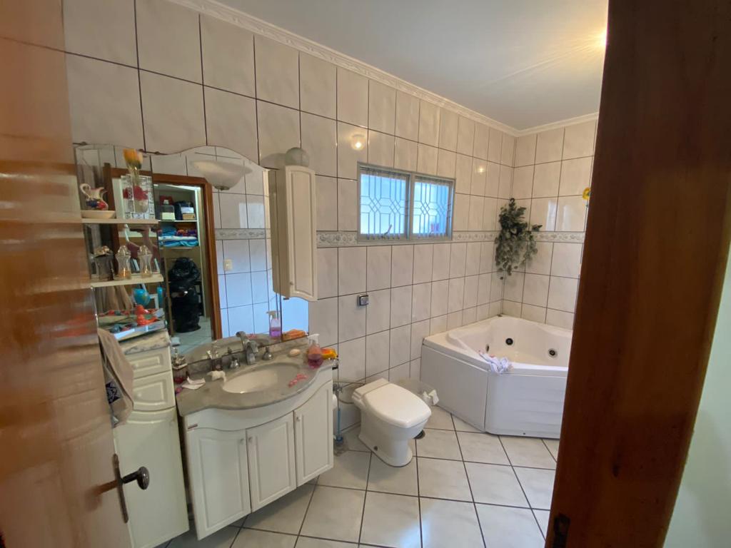 Belíssima casa em brás cubas - mogi das cruzes