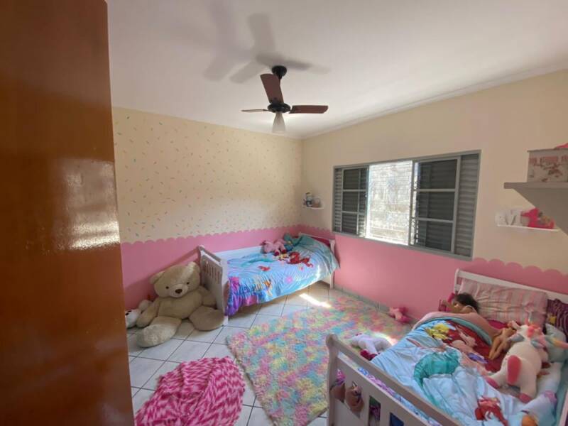 Belíssima casa em brás cubas - mogi das cruzes