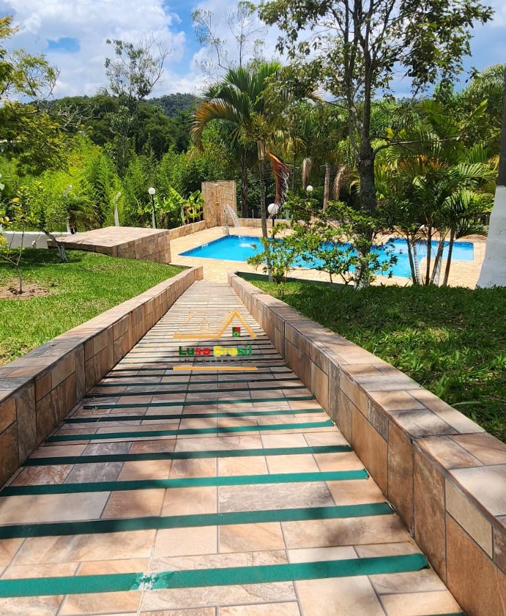 Paraíso de chácara no nirvana em biritiba mirim
