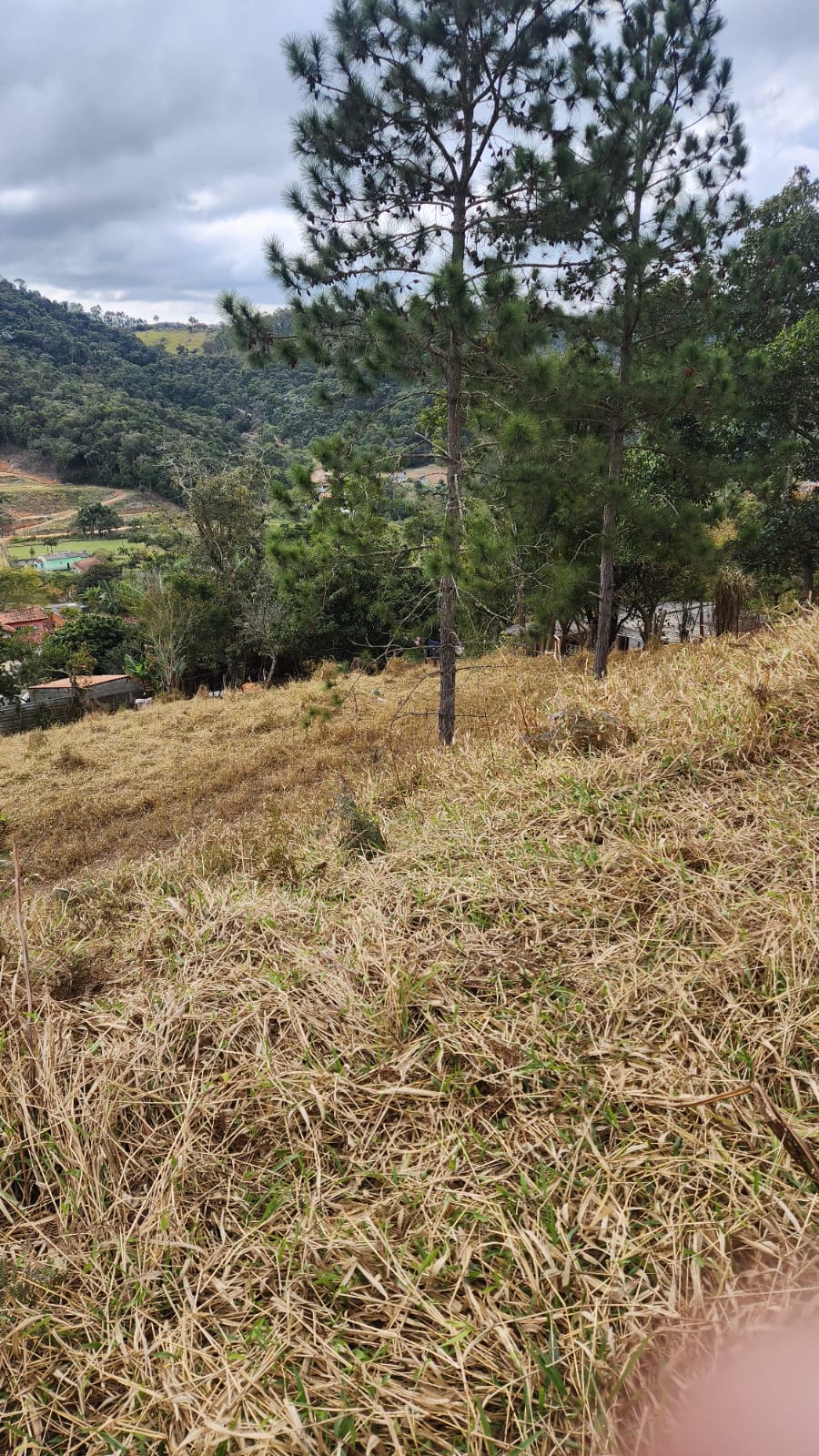 🏞️ magnÍfico terreno entre montanhas verdes – 2.000 m² com vista para lagos! 🌄