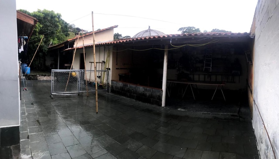 Casa à venda centro de salesópolis r$ 500.000,00