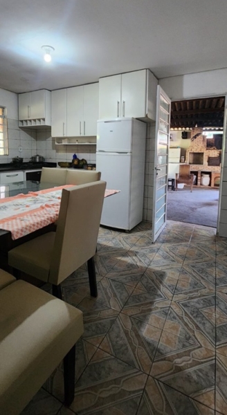 Chácara pé no asfalto biritiba mirim 6 dormitórios apenas 430 mil