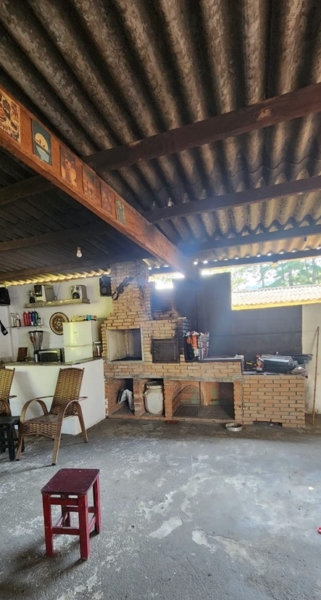 Chácara pé no asfalto biritiba mirim 6 dormitórios apenas 430 mil