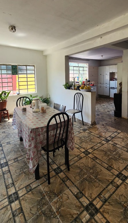 Chácara pé no asfalto biritiba mirim 6 dormitórios apenas 430 mil