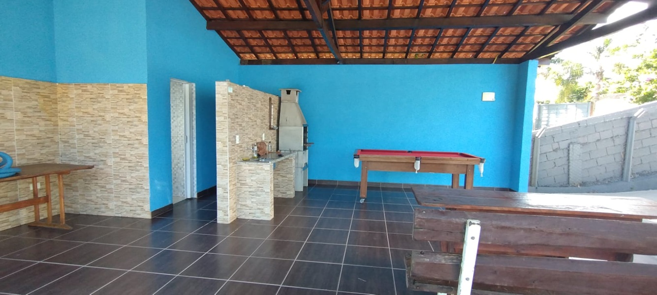 Linda chácara com piscina a apenas 3,5 km do centro