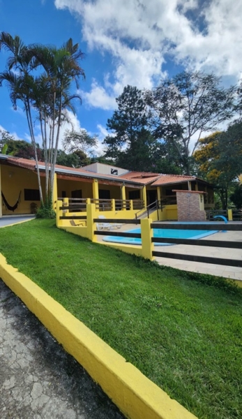 Chácara sagrada família um paraíso próximo a capital e litoral