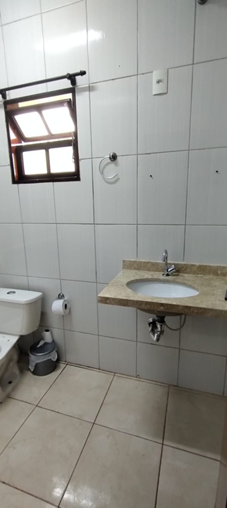 Linda chácara com piscina a apenas 3,5 km do centro