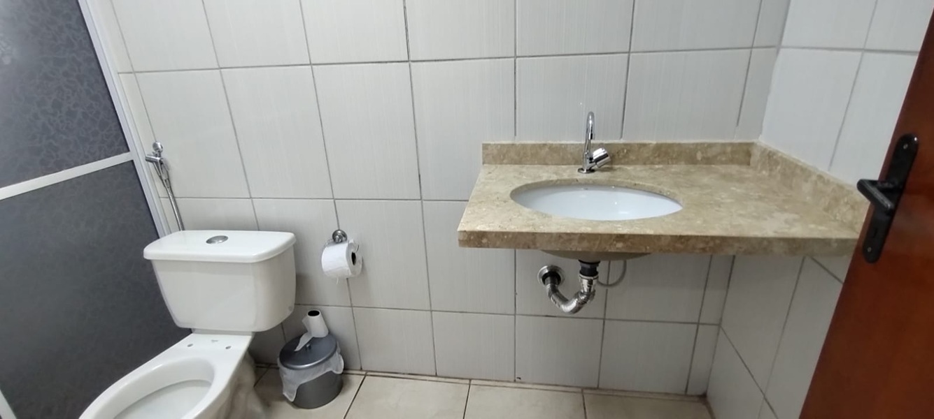 Linda chácara com piscina a apenas 3,5 km do centro