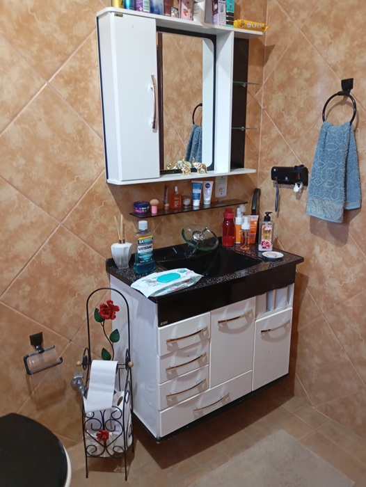 Chácara para alugar em taiaçupeba – fundo para represa