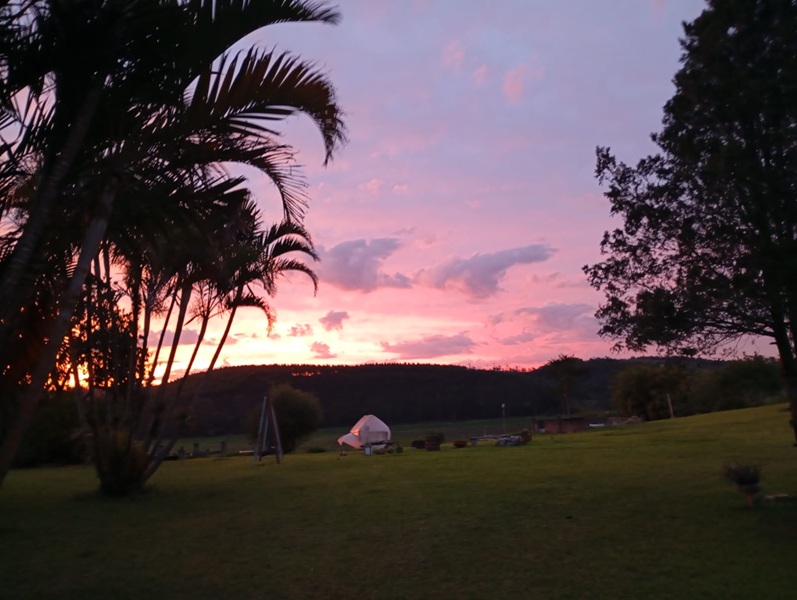 Chácara para alugar em taiaçupeba – fundo para represa
