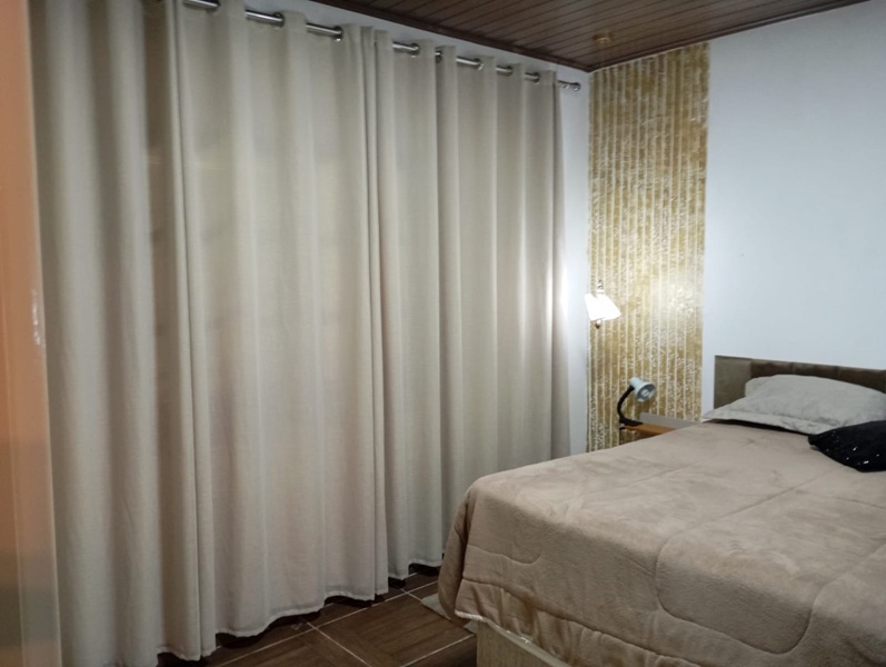 Chácara para alugar em taiaçupeba – fundo para represa