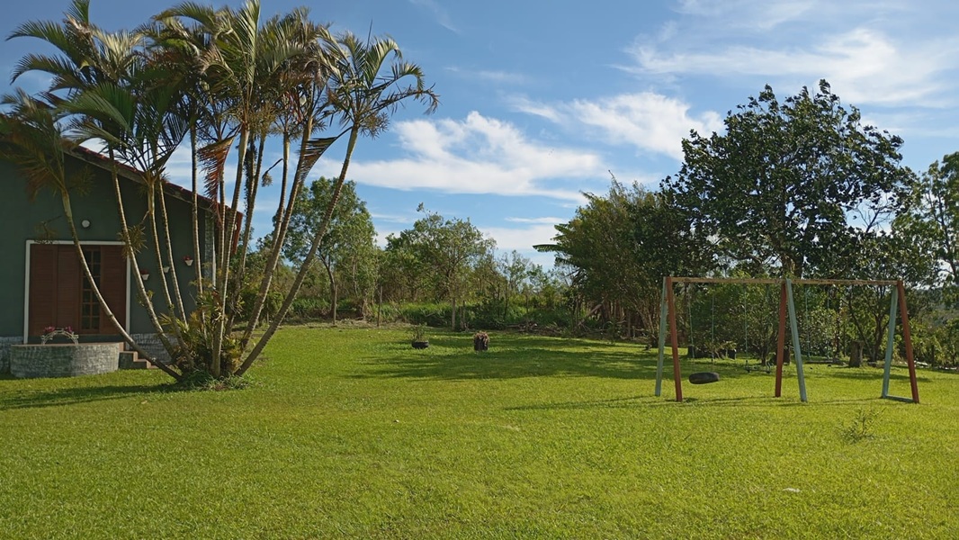 Chácara para alugar em taiaçupeba – fundo para represa