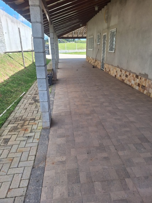 Chácara de alto padrão no bairro nirvana em biritiba mirim