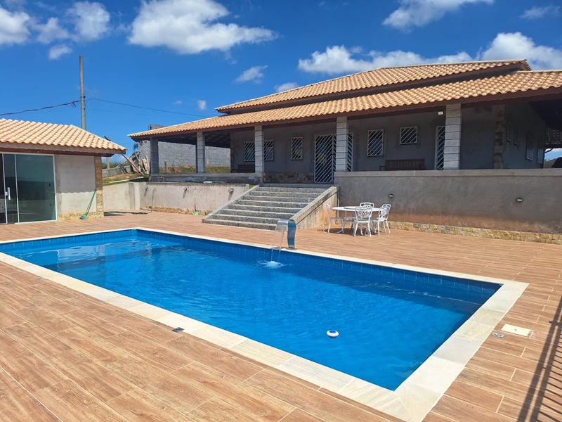 Chácara de alto padrão no bairro nirvana em biritiba mirim