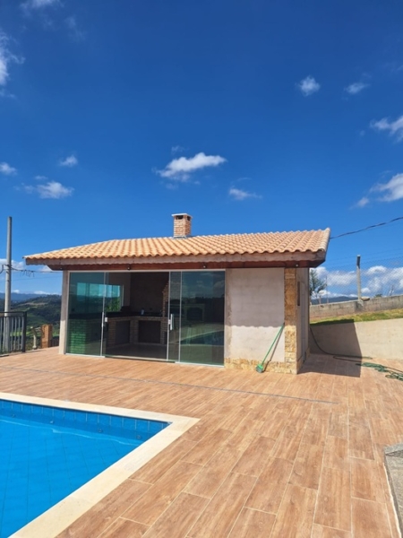 Chácara de alto padrão no bairro nirvana em biritiba mirim