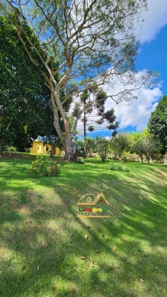 ChÁcara encantadora com 2 casas, piscina, Área de lazer, churrasqueira