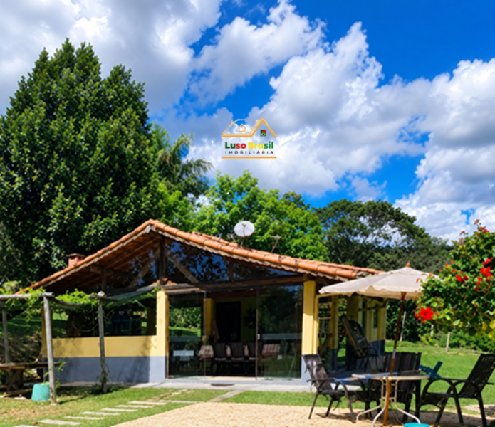 ChÁcara encantadora com 2 casas, piscina, Área de lazer, churrasqueira
