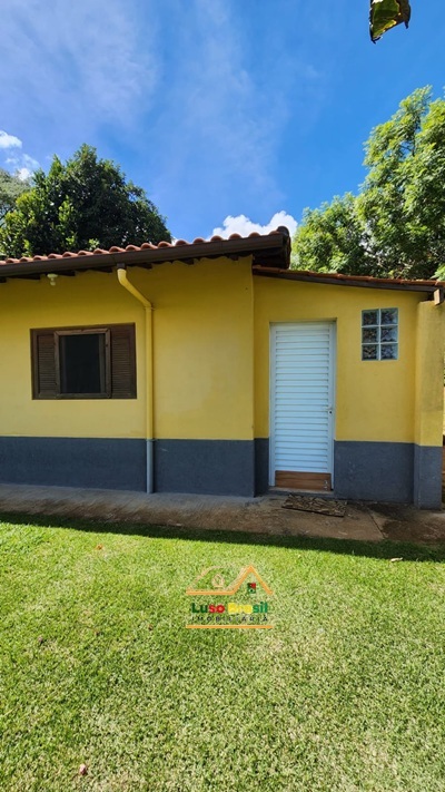 ChÁcara encantadora com 2 casas, piscina, Área de lazer, churrasqueira