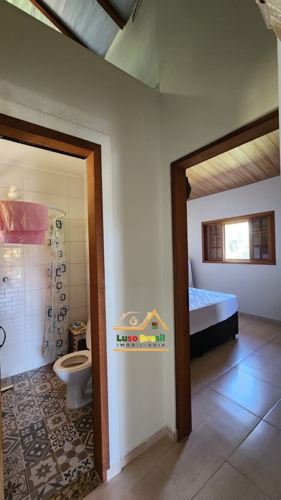 ChÁcara encantadora com 2 casas, piscina, Área de lazer, churrasqueira