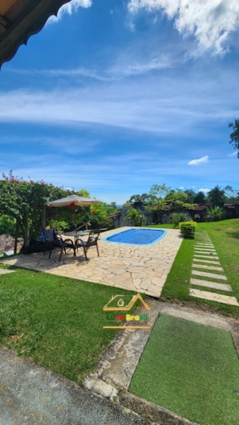 ChÁcara encantadora com 2 casas, piscina, Área de lazer, churrasqueira