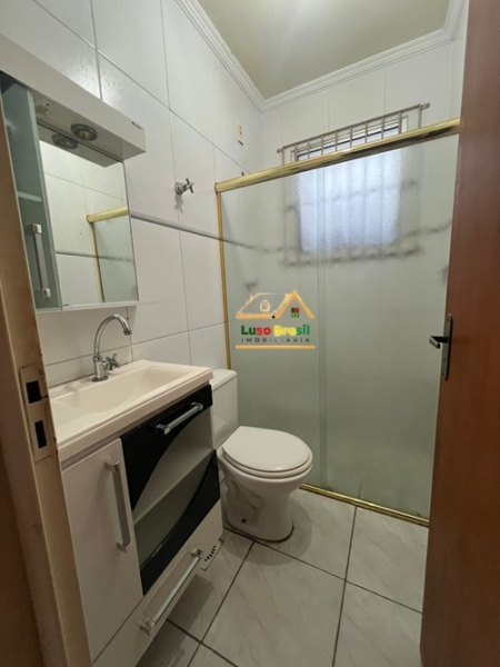 Oportunidade em brÁs cubas, casa com 2 dormitÓrios, conforto, seguranÇa e excelente localizaÇÃo