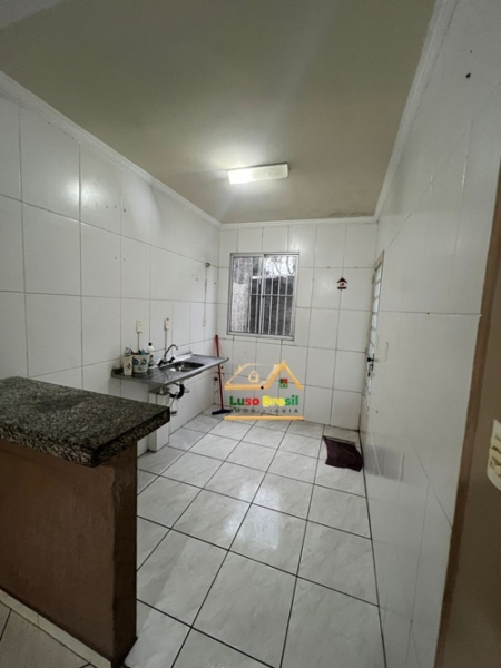 Oportunidade em brÁs cubas, casa com 2 dormitÓrios, conforto, seguranÇa e excelente localizaÇÃo
