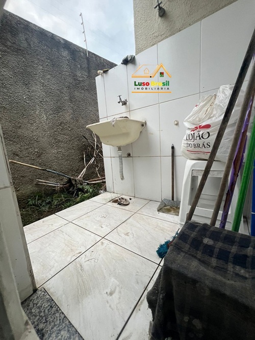 Oportunidade em brÁs cubas, casa com 2 dormitÓrios, conforto, seguranÇa e excelente localizaÇÃo