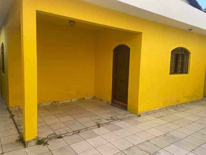 Casa colonial à venda em biritiba mirim – espaço, conforto e excelente localização!